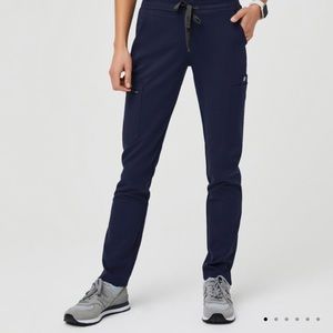 Figs Women's Navy Scrub Jogger Pants